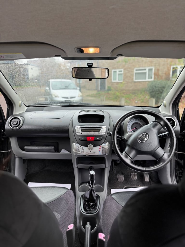Toyota, AYGO, Hatchback, 2009, Manual, 998 (cc), 5 doors