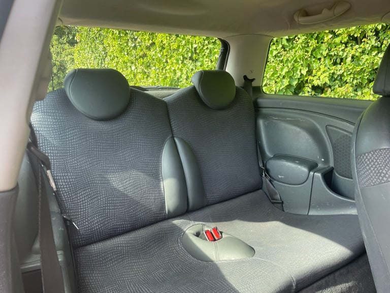 2002 MINI Hatch 1.6 Cooper 3dr Auto HATCHBACK Petrol Automatic