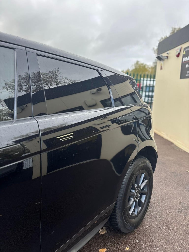 2020 Land Rover Range Rover Evoque 2.0 D150 MHEV R-Dynamic Auto 4WD Euro 6 (s/s) 5dr ESTATE Diese...