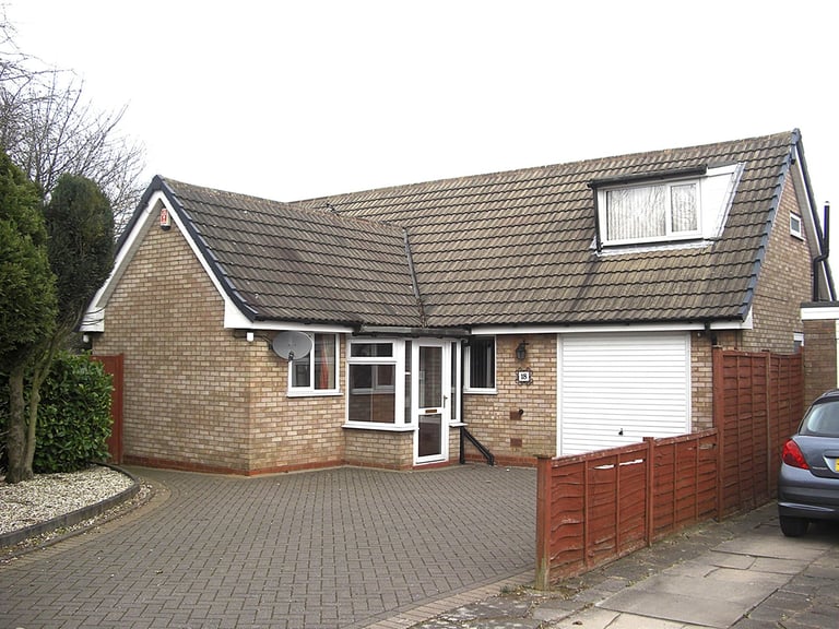 Sutton Coldfield DSS only shared house - Next to Sutton Park. Enviable location