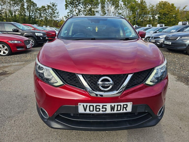 2015 Nissan Qashqai 1.6 dCi Tekna XTRON 2WD Euro 6 (s/s) 5dr HATCHBACK Diesel Automatic