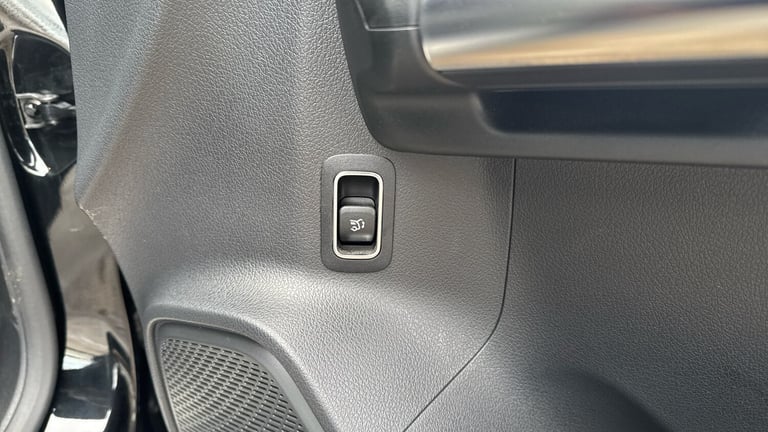 2021 Mercedes-Benz GLA 220d 4Matic AMG Line 5dr Auto Diesel Hatchback Hatchback Diesel Automatic