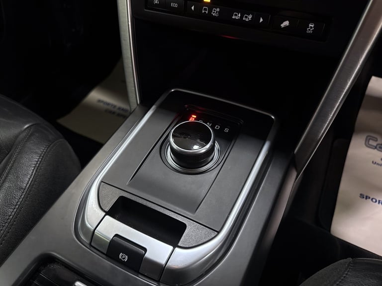 2017 LAND ROVER DISCOVERY SPORT TD4 SE TECH BLACK PACK 7 SEATER Diesel