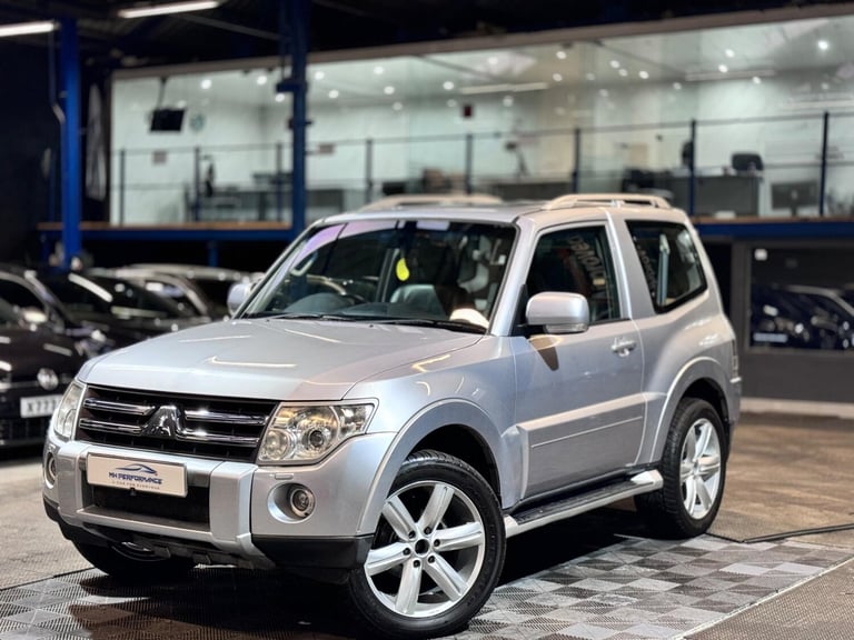2007 Mitsubishi Shogun 3.2 DI-DC Diamond Auto 4WD Euro 4 3dr SWB ESTATE Diesel Automatic