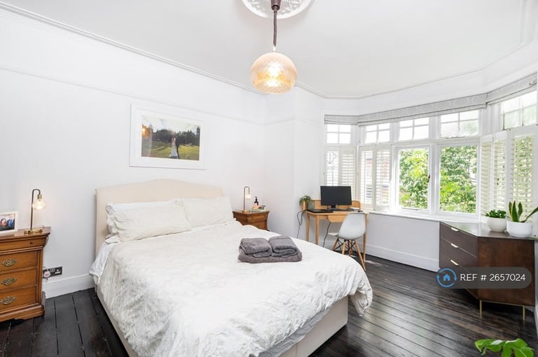 4 bedroom house in Arragon Gardens, London, SW16 (4 bed) (#2657024)