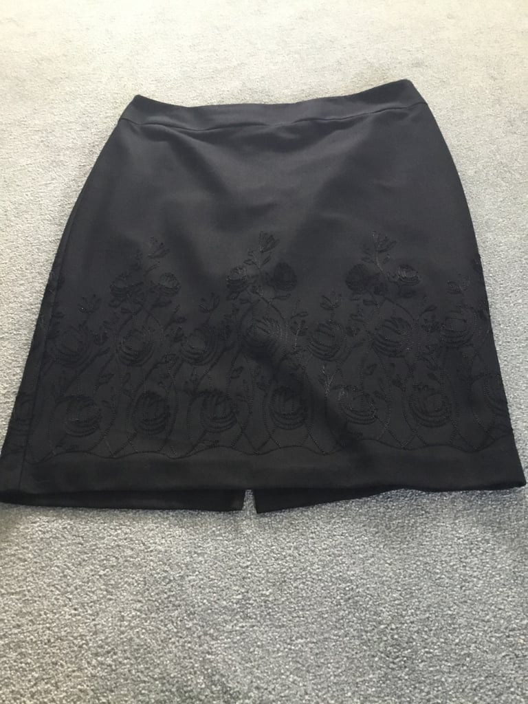 image for Ladies skirt 