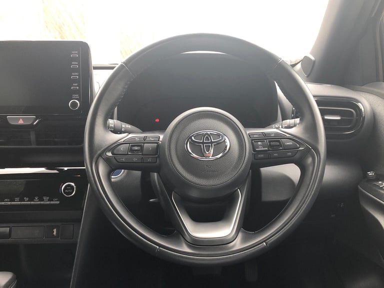 2021 Toyota Yaris 1.5 Hybrid Design 5dr CVT Estate Hybrid Automatic