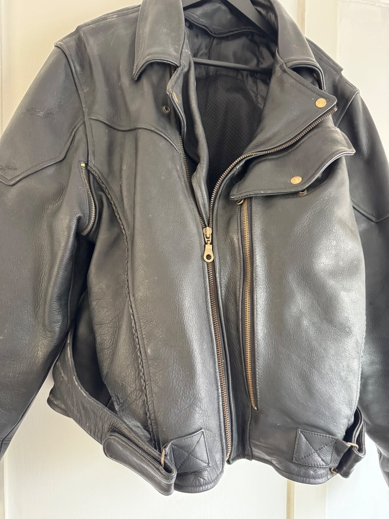 image for Thick leather Bikers Jacket XL Price Reduced  