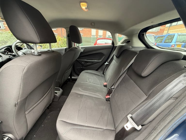 2014 Ford Fiesta 1.25 Style 5dr HATCHBACK PETROL Manual