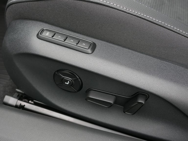 2025 Skoda Superb 1.5 TSI e-TEC Sportline 5dr DSG ESTATE PETROL Automatic