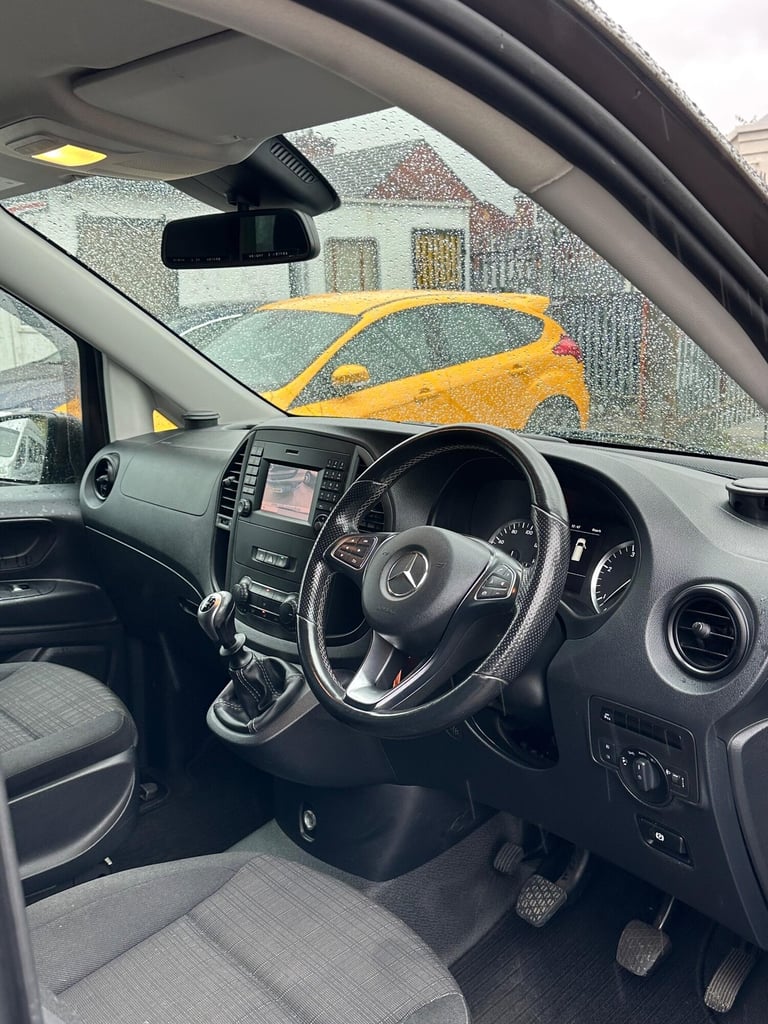  Mercedes-Benz Vito 2.1 114 CDI BlueTEC Crew Van RWD L1 Euro 6 (s/s) 5dr Diesel Manual