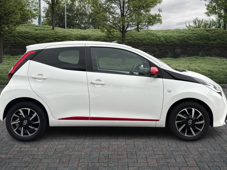 2021 Toyota AYGO 1.0 VVT-i X-Trend TSS 5dr x-shift Hatchback Petrol Automatic