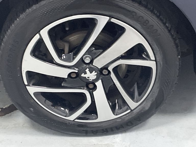 2018 Peugeot 108 1.2 PureTech Collection Hatchback 5dr Petrol Manual Euro 6 (82 ps) - AA INS Hatc...