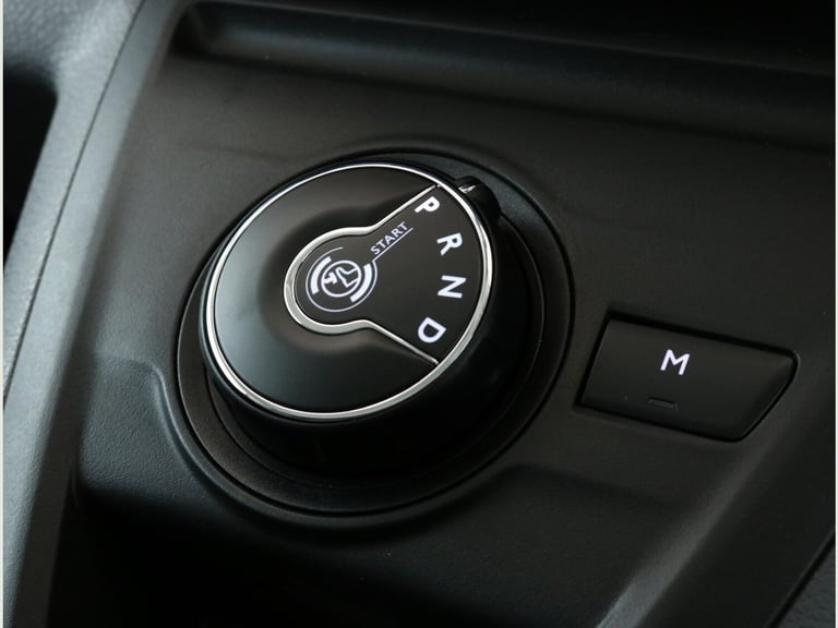  Citroen Dispatch M 1400 2.0 BlueHDi 180 Van Driver EAT8 Diesel Automatic