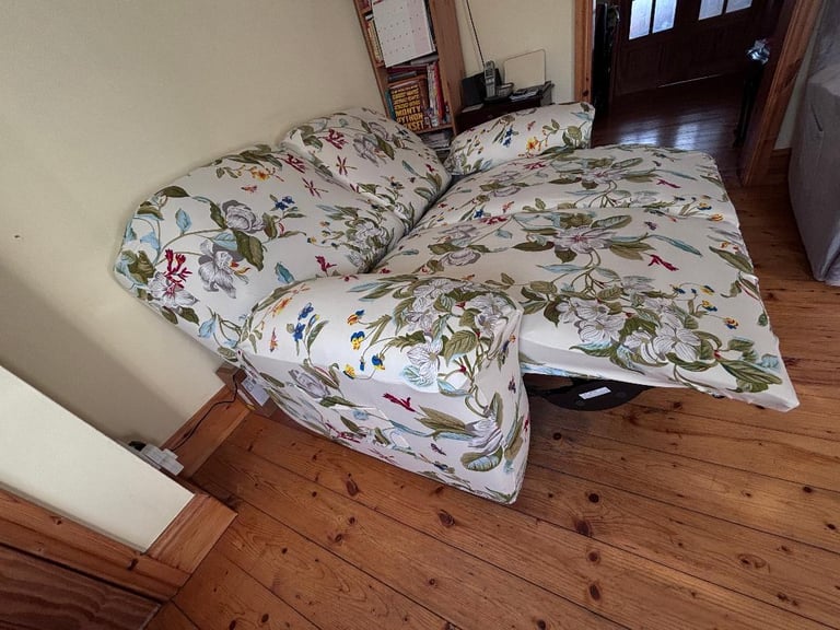 Oak Furnitureland Goodwood 2 Seater Electric Power Recliner 