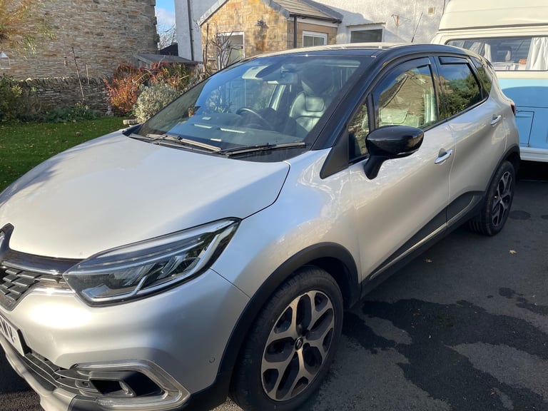 Renault, CAPTUR, GT LINE Hatchback, 2019, Manual, 1461 (cc), 5 doors