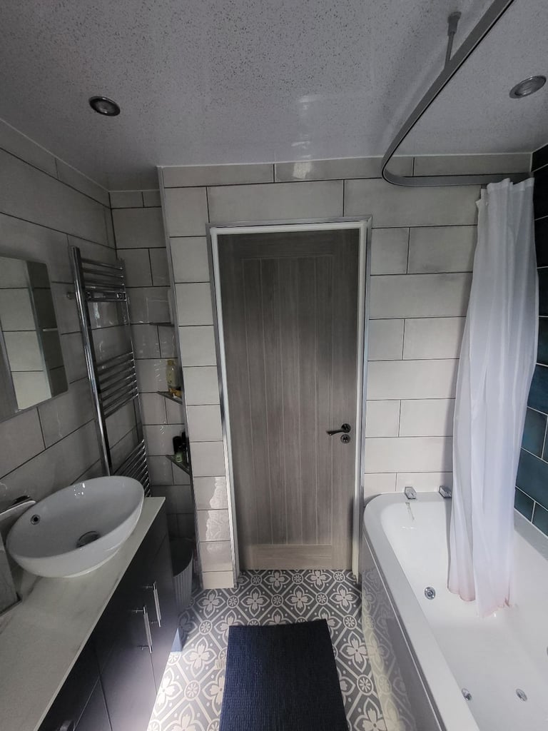 Room to rent illogan area 10 minutes from 3 different beaches ⛱️ 