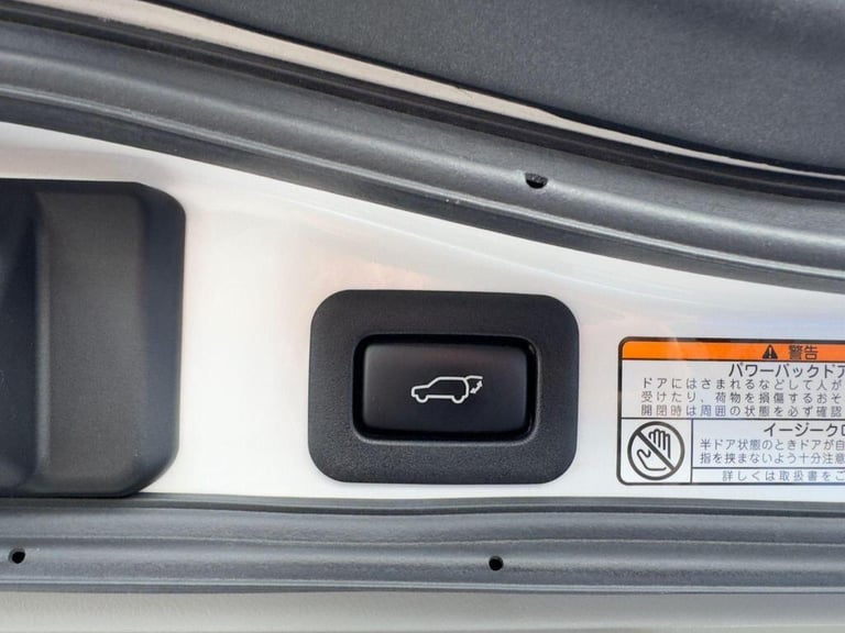 2024 Lexus LX LX570 5.7 V8 Automatic 4X4 8 seats 5dr Petrol Automatic