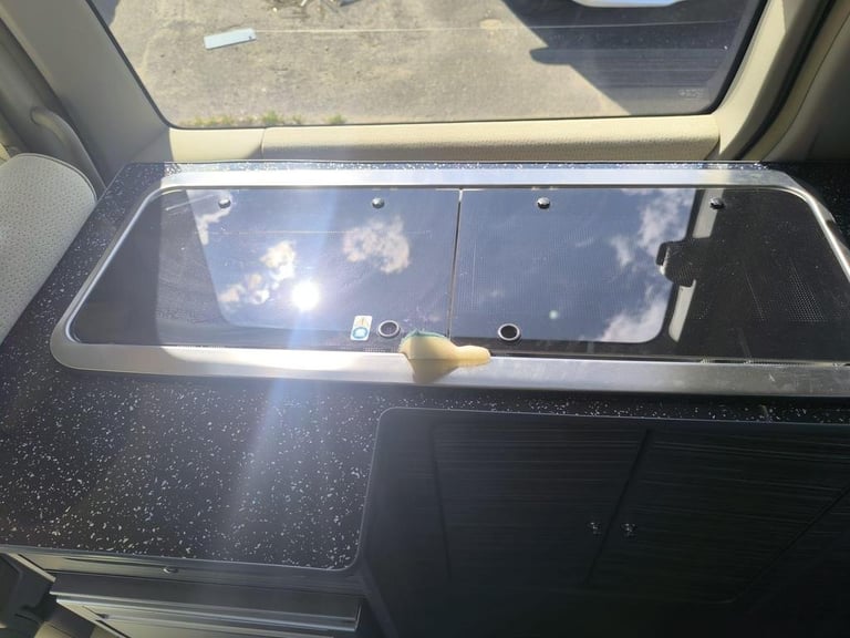 2008 Nissan Elgrand 2.5 Petrol 8 Seats Automatic Camper Van Roof LED TV ULEZ Free MPV Petrol Auto...