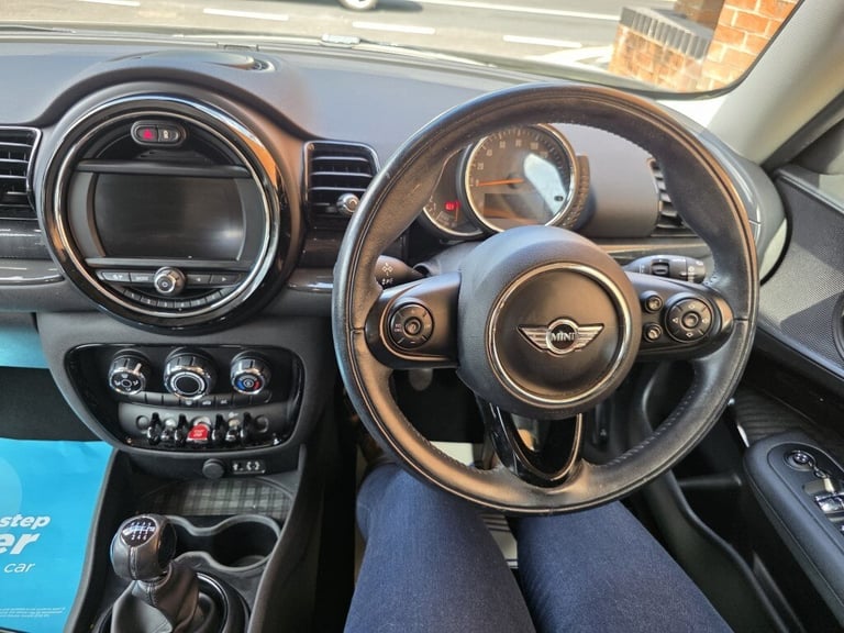 2016 MINI Clubman 1.5 ONE 5DR Manual White Estate Petrol Manual