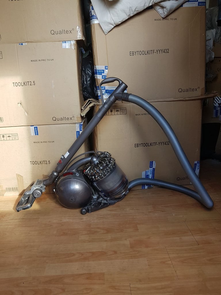 Dyson Ball dc54 pull along hoover Cylinder vacuum cleaner bagless tools 1 week guaran