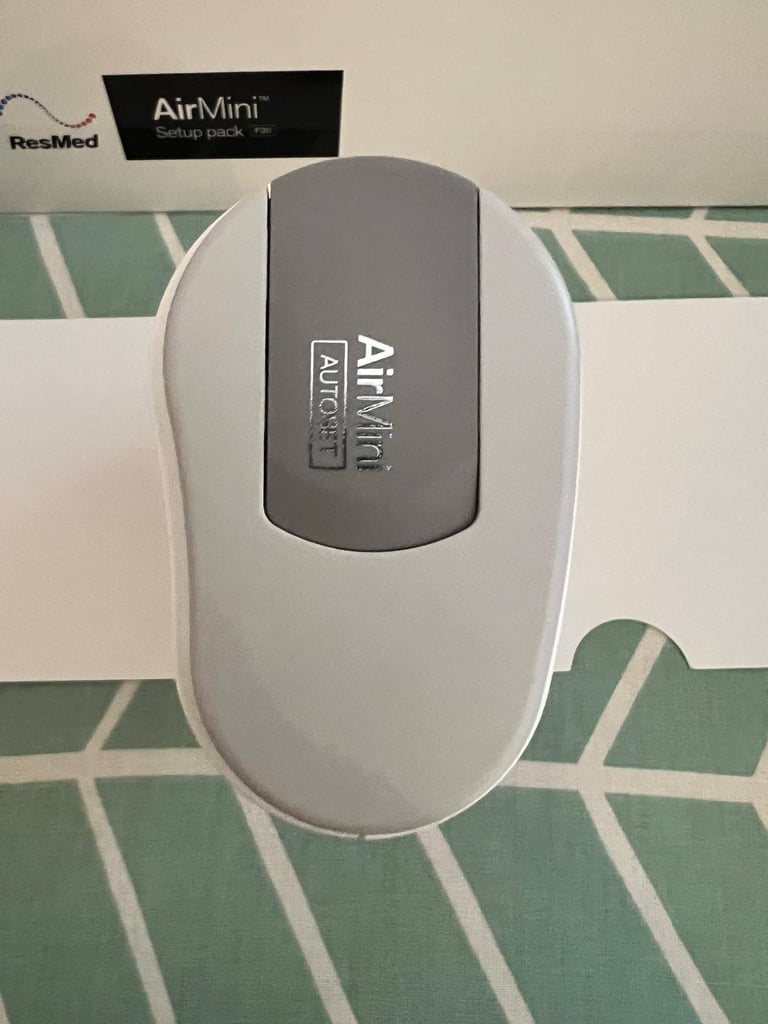 ResMed AirMini Travel CPAP machine - as new (less than 1 hr use)
