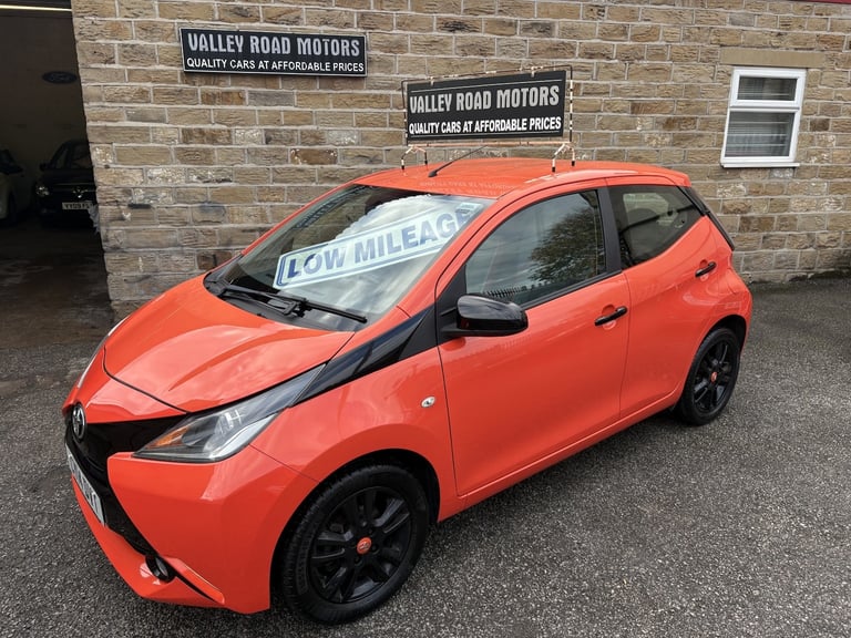 TOYOTA AYGO 1.0 VVT-i x-cite 2014