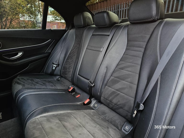  Mercedes-Benz E Class 2.0 E220d AMG Line (Premium) G-Tronic+ Euro 6 (s/s) 4dr Diesel Automatic