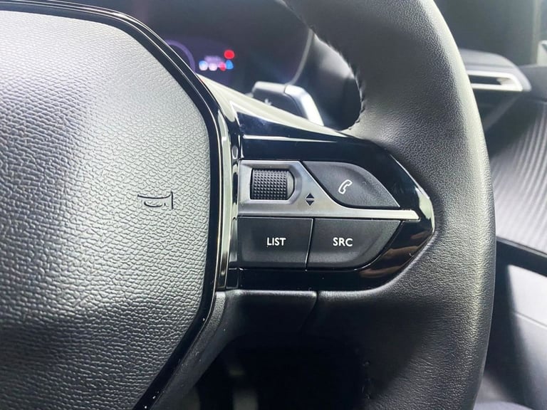 2023 Peugeot 2008 1.2 PureTech Allure SUV 5dr Petrol EAT Euro 6 (s/s) (130 ps) HATCHBACK Petrol A...