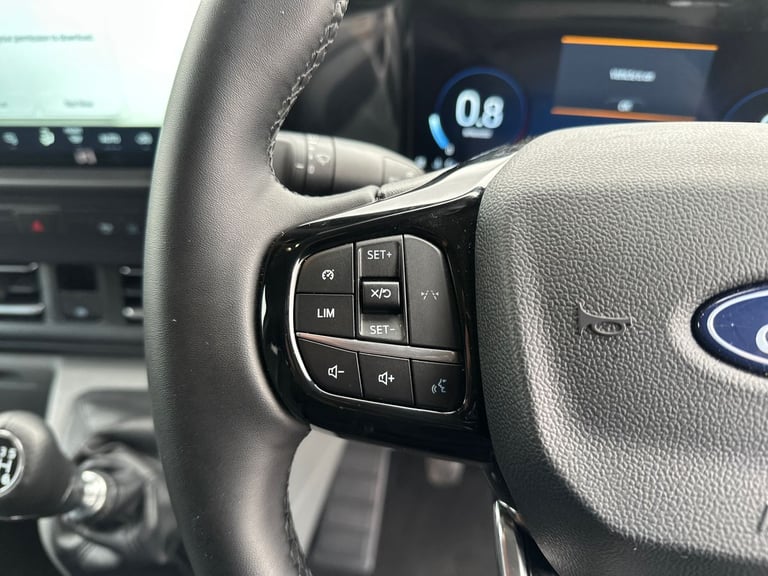 2025 Ford Transit Custom 320 LWB 2.0 Tdci Limited 136PS D/Cab Crew Bus Diesel Manual