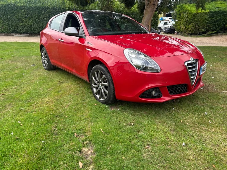 2013 Alfa Romeo Giulietta 1.4 TB MultiAir Collezione 5dr HATCHBACK Petrol Manual