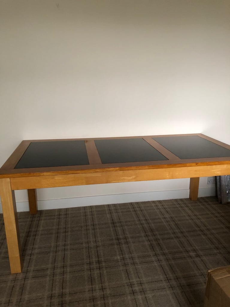 Dining room table