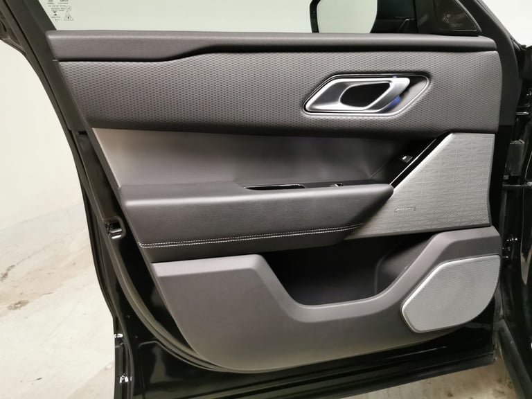 2020 Land Rover Range Rover Velar 2.0 D240 SE SUV 5dr Diesel Auto 4WD Euro 6 (s/s) (240 ps) - REV...