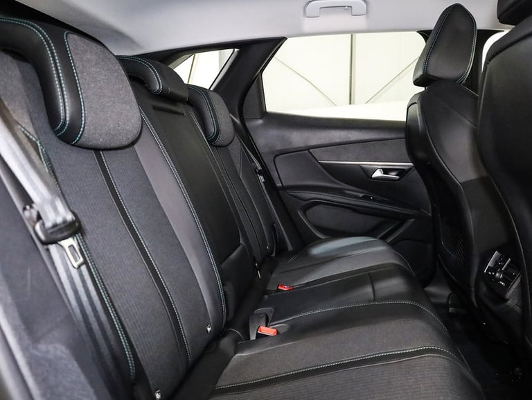 2022 Peugeot 3008 1.6 Hybrid 225 Allure Premium 5dr e-EAT8 HATCHBACK PETROL/ELECTRIC Automatic