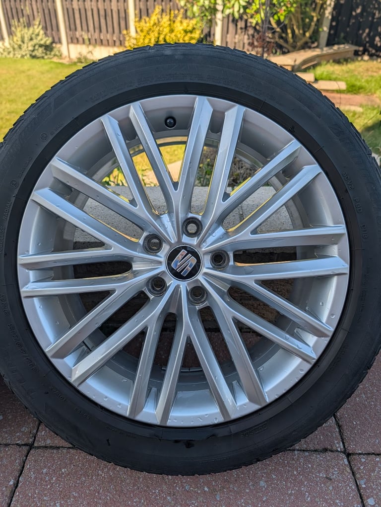 image for SEAT ATECA 18&quot; ALLOY WHEELS 575601025D 7.0Jx18 ET45