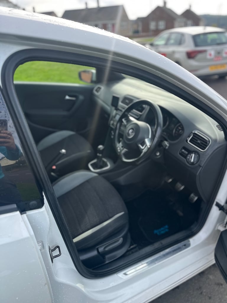 Volkswagen, POLO, Hatchback, 2013, Manual, 1197 (cc), 5 doors
