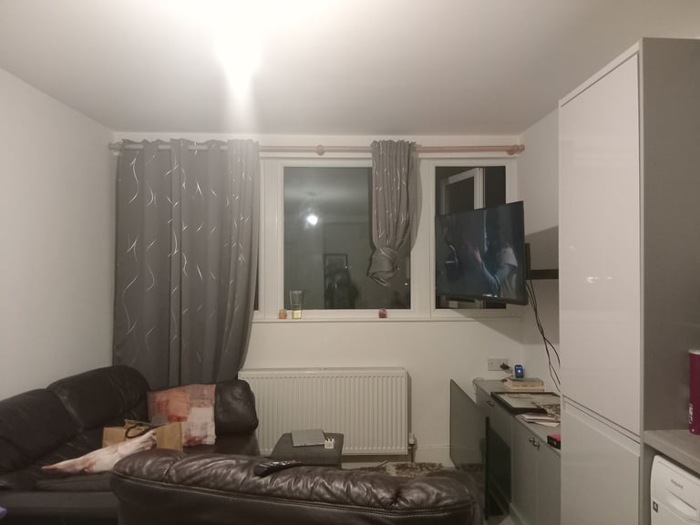 Double room up for rent