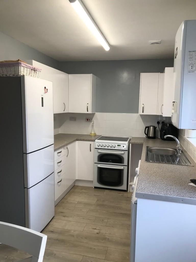 image for Looking for 3 bed 