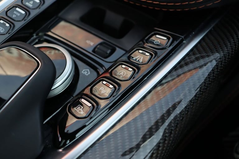 2023 23 ASTON MARTIN DBX 4.0 V8 SUV 5DR PETROL AUTO 4WD EURO 6 (S/S) (550 PS)