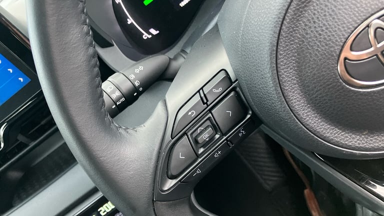 2024 Toyota Yaris 1.5 Hybrid Design 5dr CVT HATCHBACK PETROL/ELECTRIC Automatic