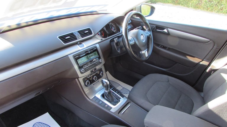 2013 Volkswagen Passat 2.0 TDI Bluemotion Tech SE 4dr DSG SALOON Diesel Automatic