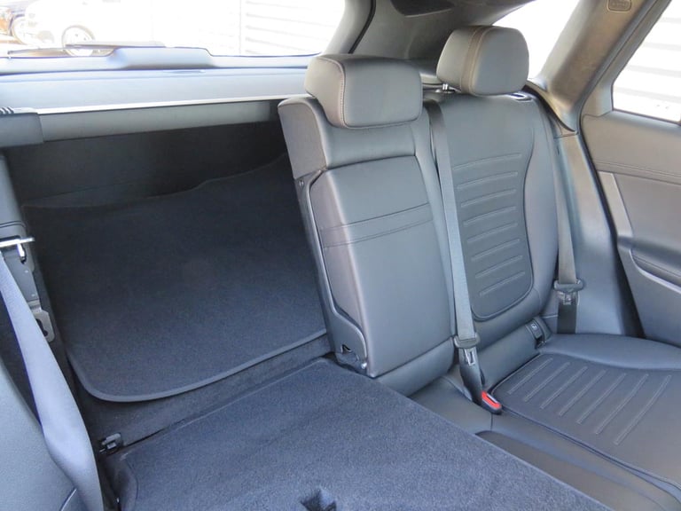 2024 Mercedes-Benz GLC GLC 300e 4Matic AMG Line 5dr 9G-Tronic ESTATE PETROL/ELECTRIC Automatic