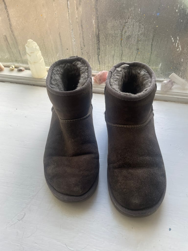 Baby ugg boots size 5 best sale
