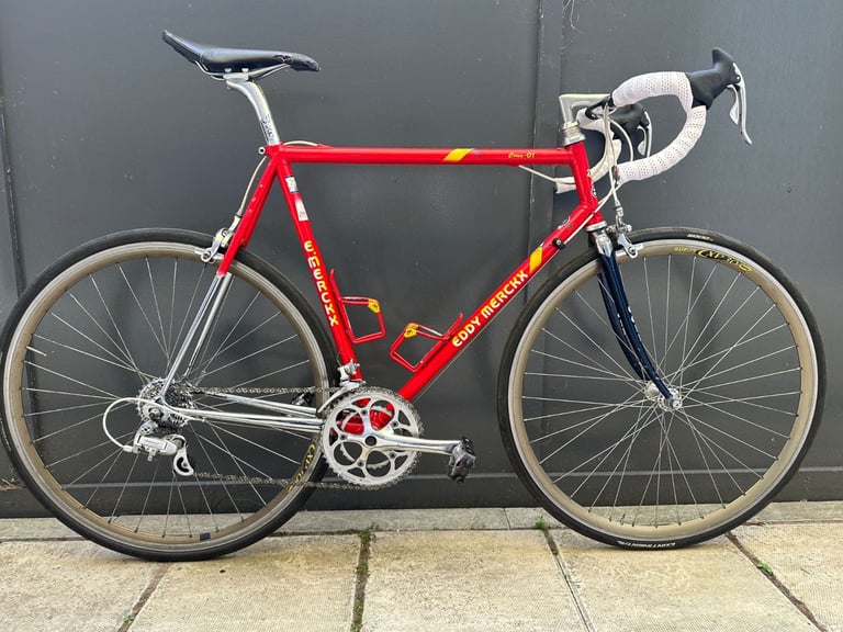 image for Eddy Merckx Corsa 01 Size/58 cm  Full Campagnolo 18 Speed Road Bike 