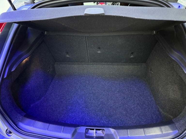 Volvo V40 D3 R-DESIGN PRO