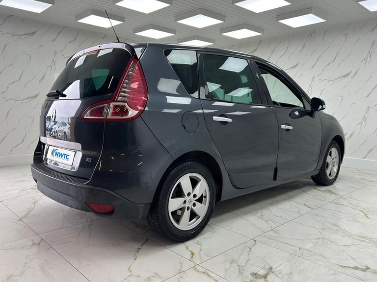 2011 Renault Scenic 1.5 dCi 110 Dynamique TomTom 5dr MPV DIESEL Manual