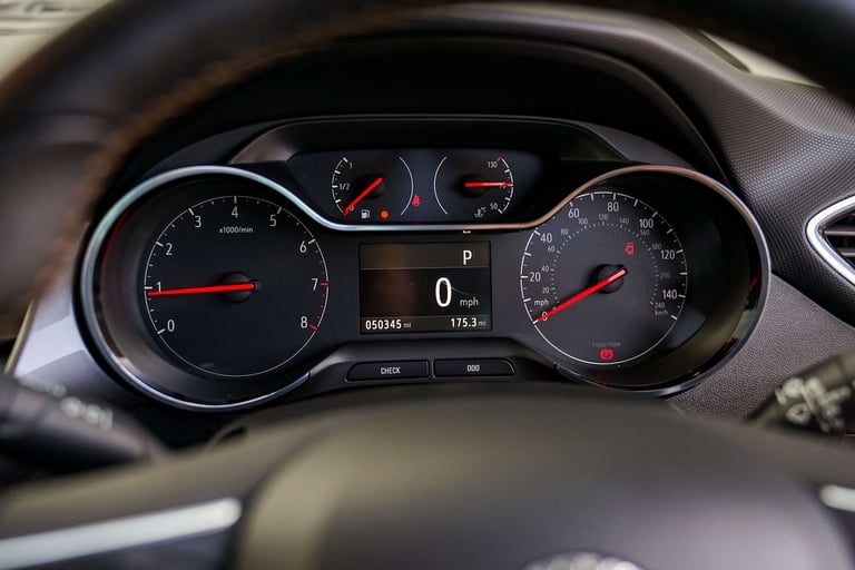 2017 Vauxhall Crossland X 1.2 Crossland X Elite T S/S Auto 5dr SUV Petrol Automatic