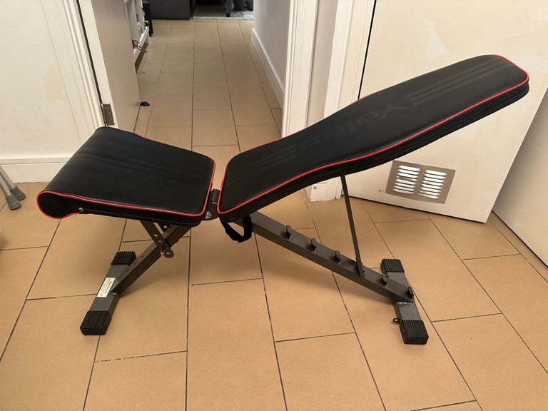 Gym set - Rack, bar, bench, weight plates & dumbells
