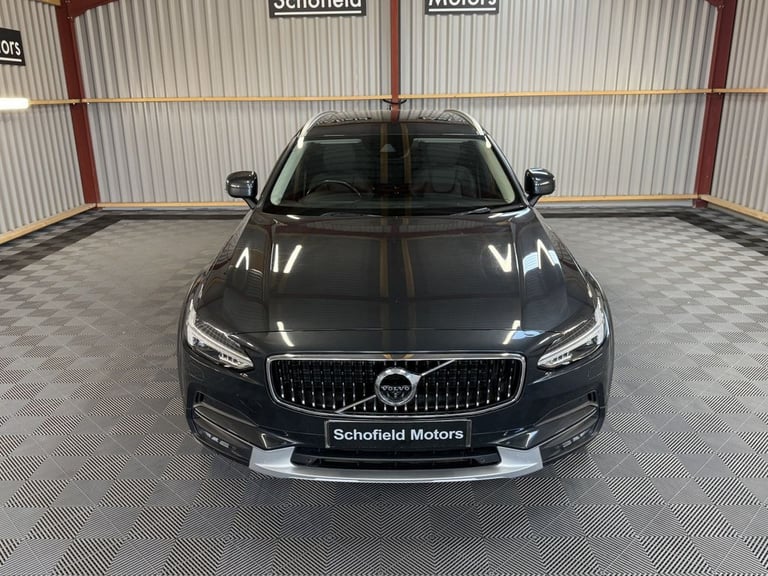 2018 Volvo V90 2.0 D4 Pro Estate 5dr Diesel Auto AWD Euro 6 (s/s) (190 ps) Estate Diesel Automatic