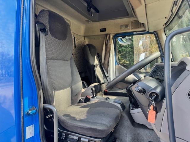 2014 14 DAF LF 210 Euro 6 high roof double sleeper 22ft box tie rails